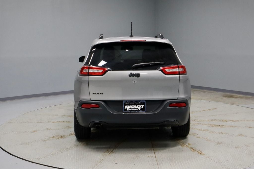 2016 Jeep Cherokee Altitude