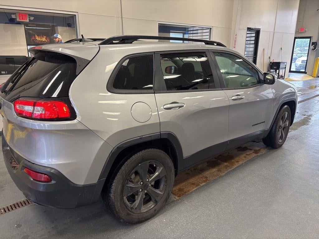 2016 Jeep Cherokee Altitude