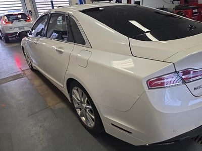 2016 Lincoln MKZ Base