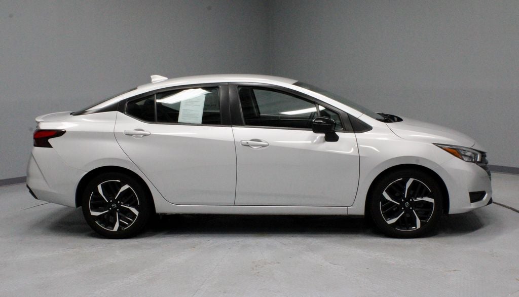 2024 Nissan Versa SR