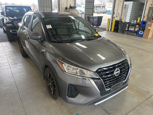 2022 Nissan Kicks SV