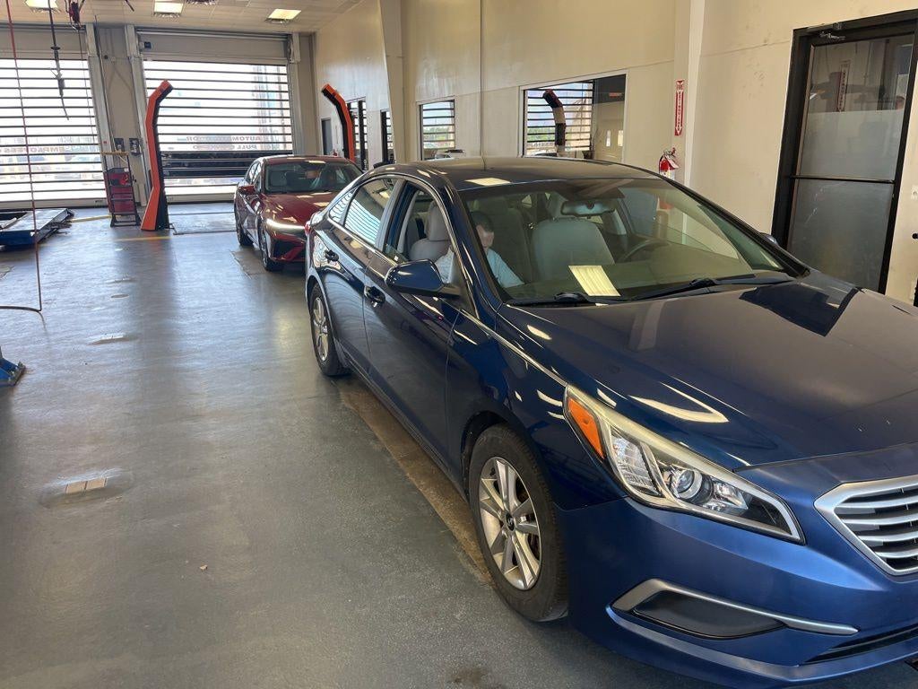 2017 Hyundai Sonata SE's photo
