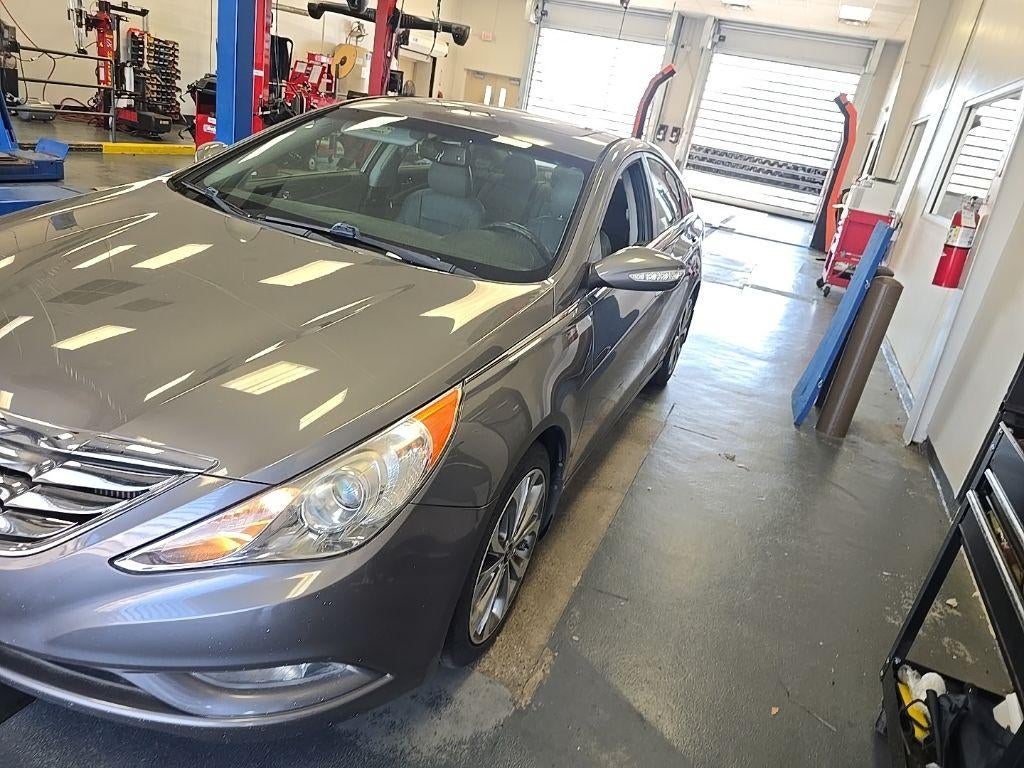 2013 Hyundai SONATA Limited