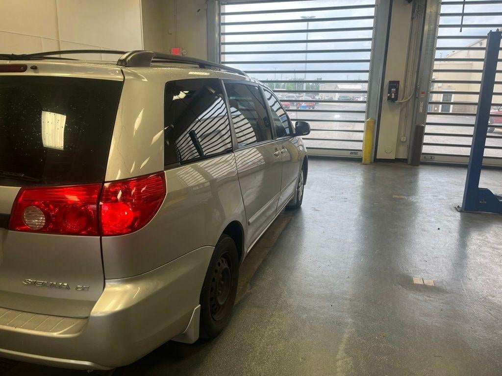 2009 Toyota Sienna CE