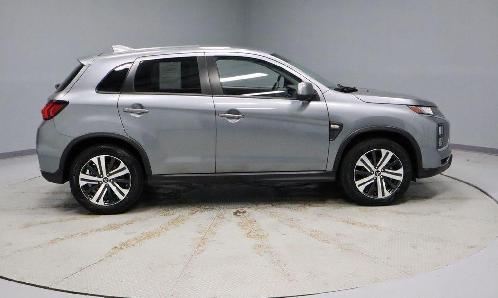 2025 Mitsubishi Outlander Sport ES - Photo 11
