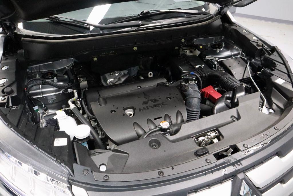 2025 Mitsubishi Outlander Sport ES - Photo 15
