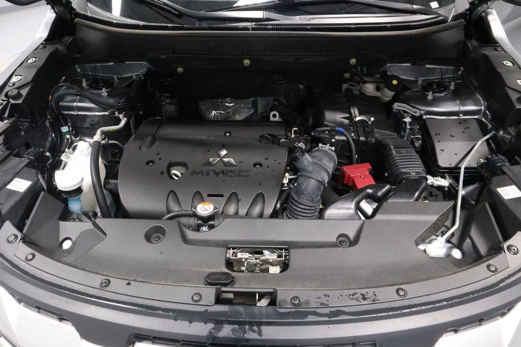 2025 Mitsubishi Outlander Sport ES - Photo 16