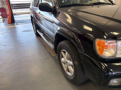 2002 Nissan Pathfinder SE