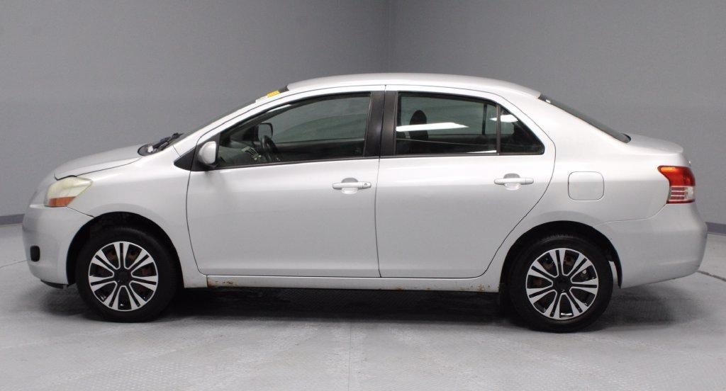 2010 Toyota Yaris Base