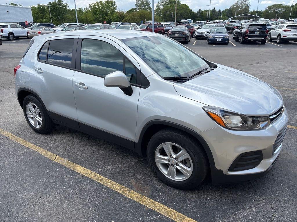 2020 Chevrolet Trax LS's photo