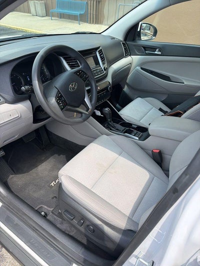 2016 Hyundai TUCSON SE