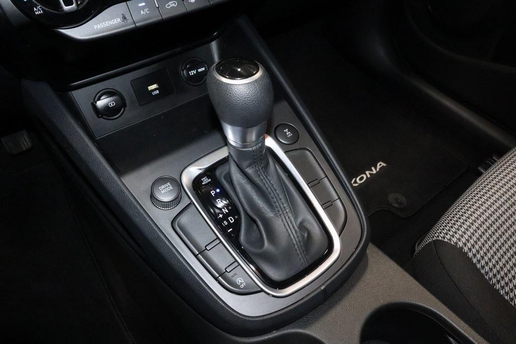 2022 Hyundai KONA SE