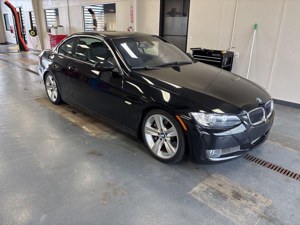 2009 BMW 3 Series 335i Convertible's photo