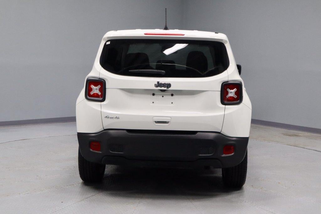 2023 Jeep Renegade Latitude - Photo 11