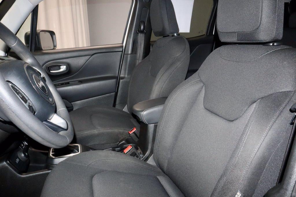 2023 Jeep Renegade Latitude - Photo 26