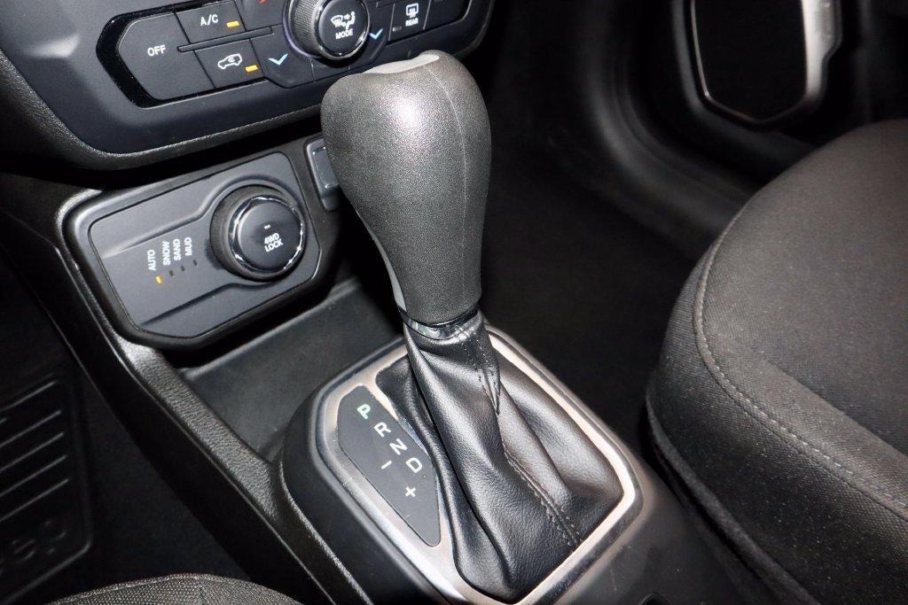 2023 Jeep Renegade Latitude - Photo 34