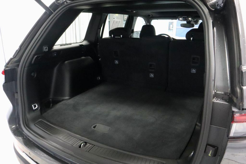 2024 Jeep Grand Cherokee Laredo X 4x4