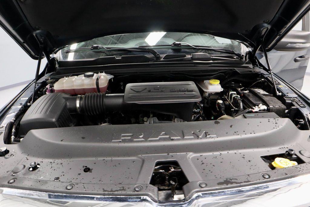 2025 RAM 1500 Big Horn 4x4 Crew Cab 5'7" Box