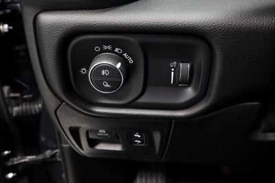 2025 RAM 1500 Big Horn 4x4 Crew Cab 5'7" Box