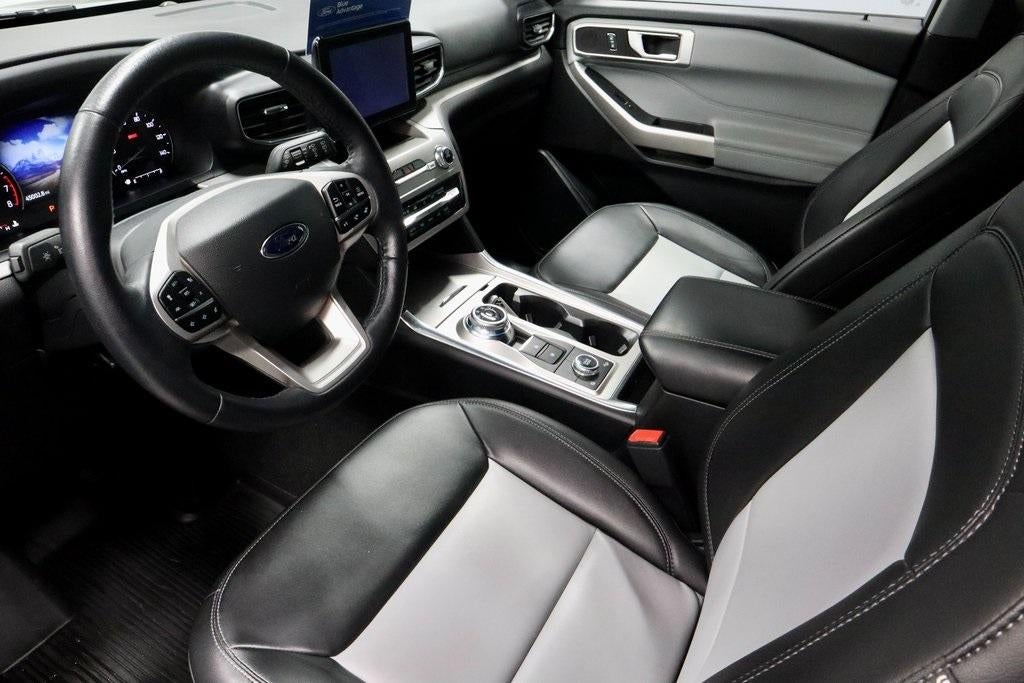 2023 Ford Explorer XLT 4WD