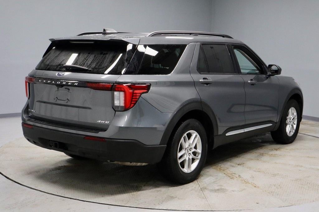 2025 Ford Explorer Active 4WD