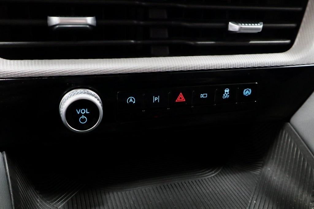 2025 Ford Explorer Active 4WD