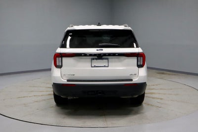 2025 Ford Explorer Active 4WD