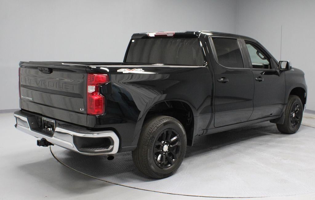 2022 Chevrolet Silverado 1500 Crew Cab Short Box 4-Wheel Drive LT 2FL