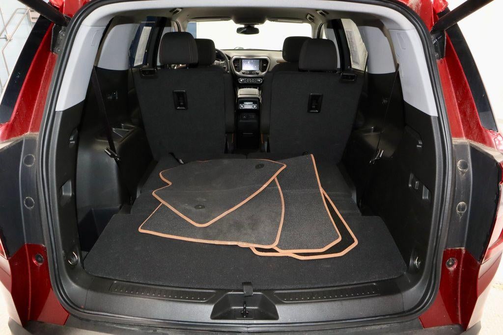 2023 GMC Acadia AWD AT4