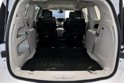 2023 Chrysler Pacifica Touring L FWD