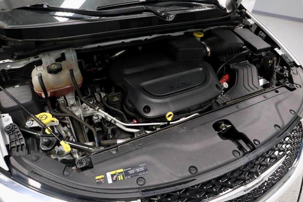 2023 Chrysler Pacifica Touring L FWD