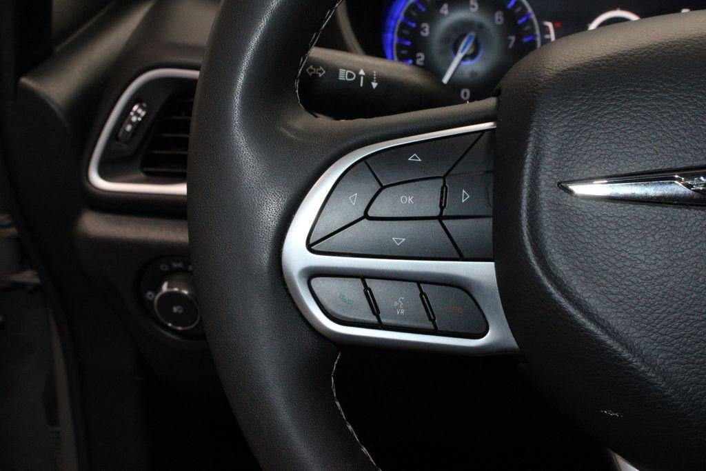 2025 Chrysler Pacifica Select FWD