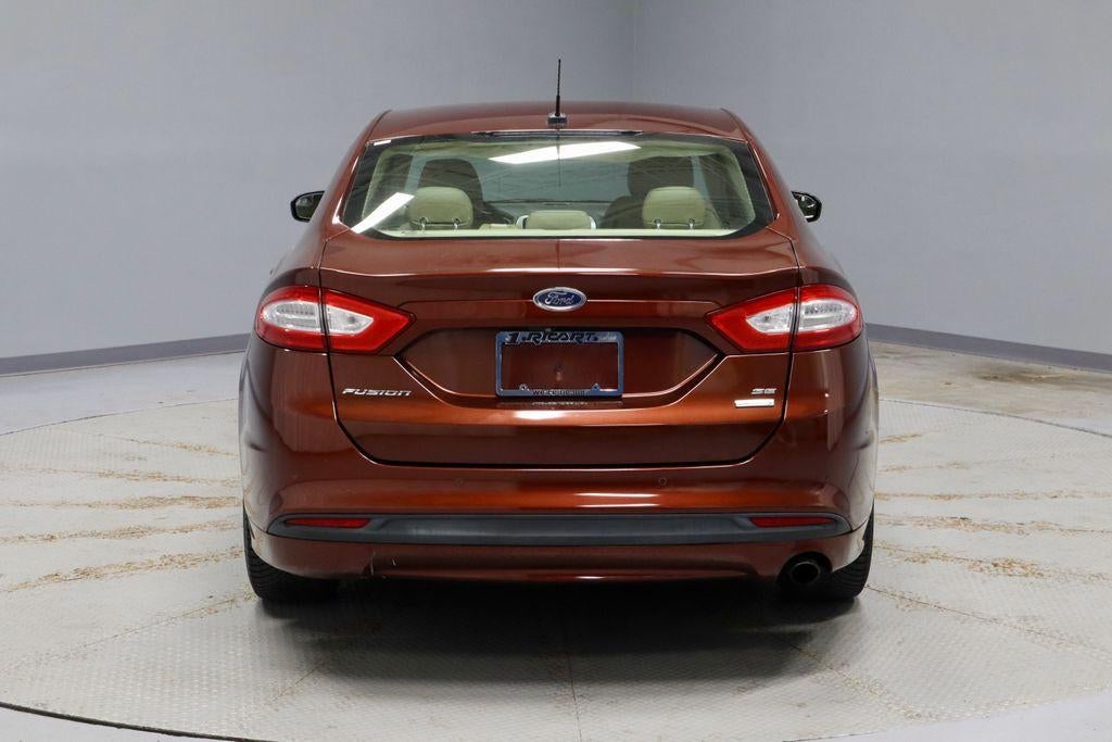 2016 Ford Fusion 4dr Sdn SE FWD