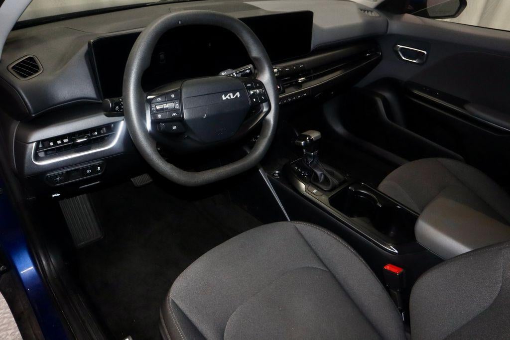 2025 Kia K4 LXS FWD