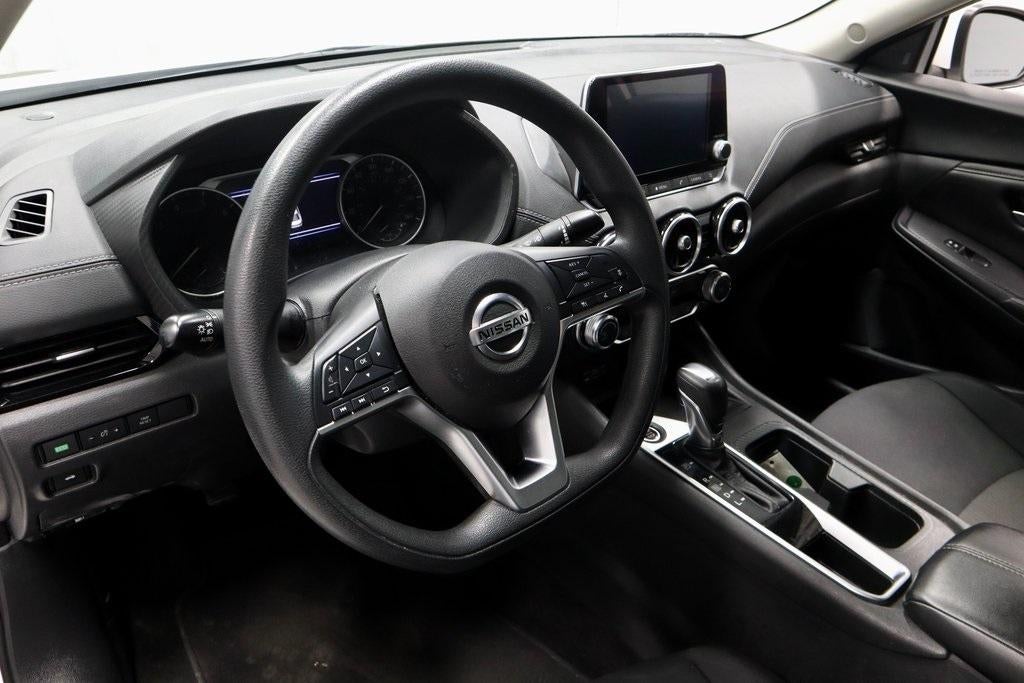 2023 Nissan Sentra SV CVT