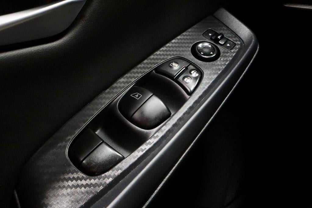 2025 Nissan Sentra SV CVT