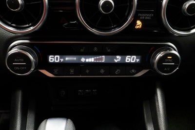 2025 Nissan Sentra SV CVT