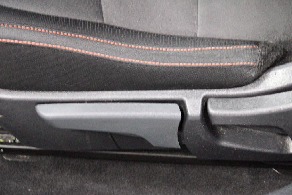 2025 Nissan Sentra SR CVT