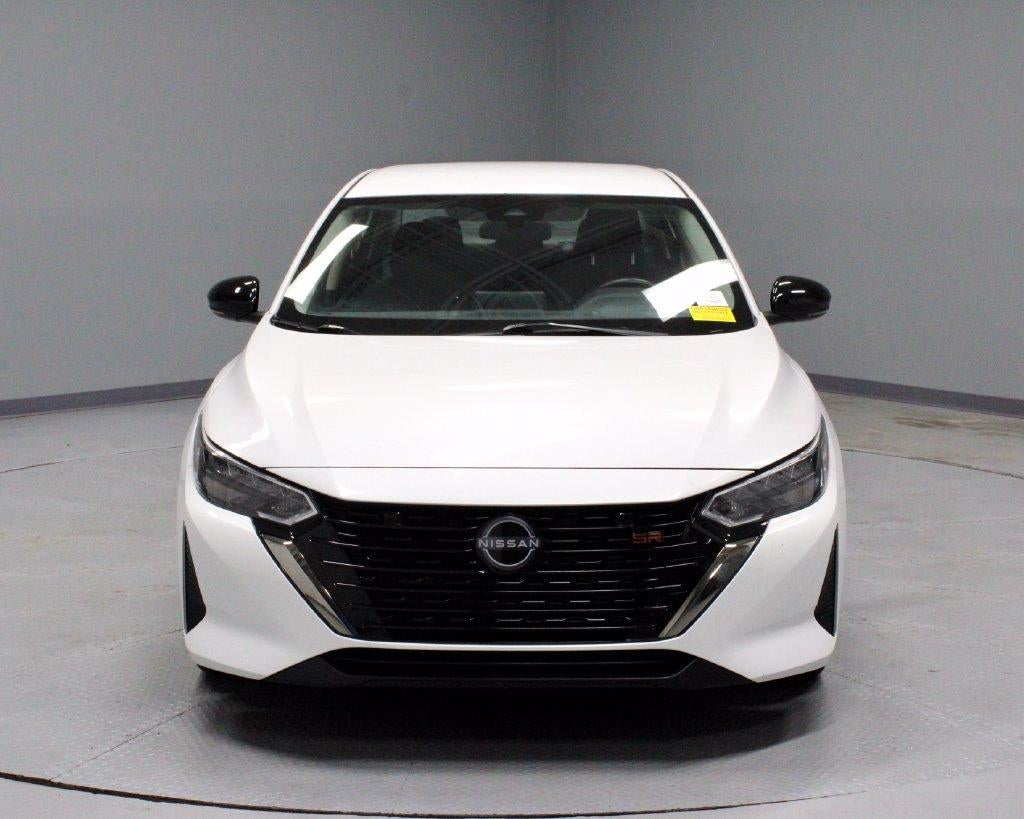 2025 Nissan Sentra SR CVT