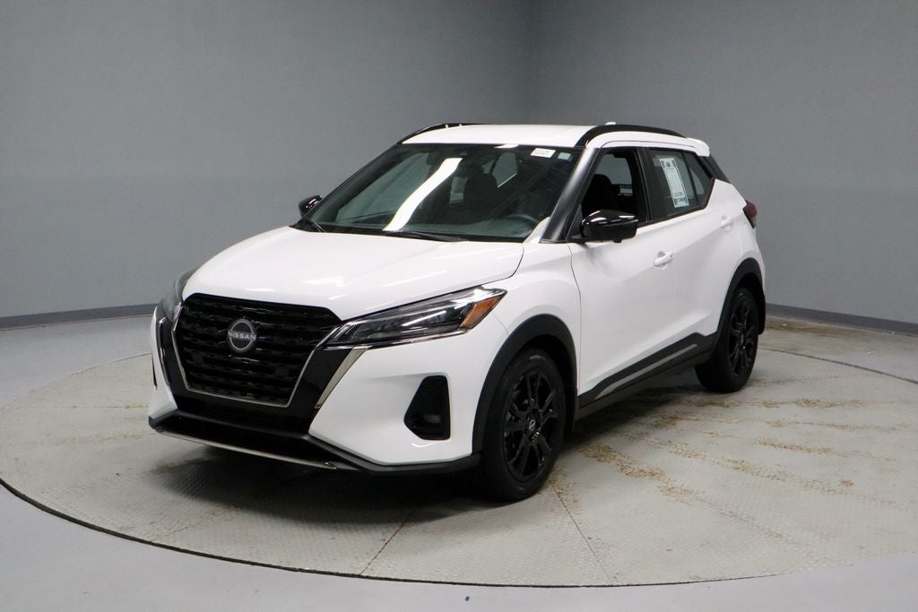 2024 Nissan Kicks SR FWD
