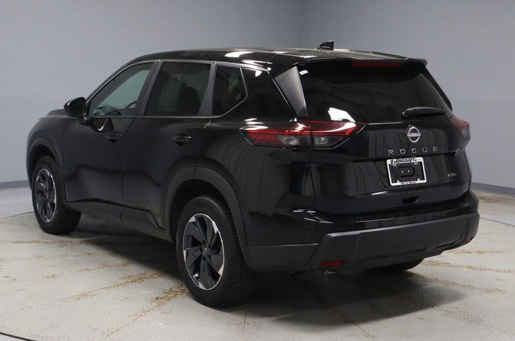 2025 Nissan Rogue AWD SV