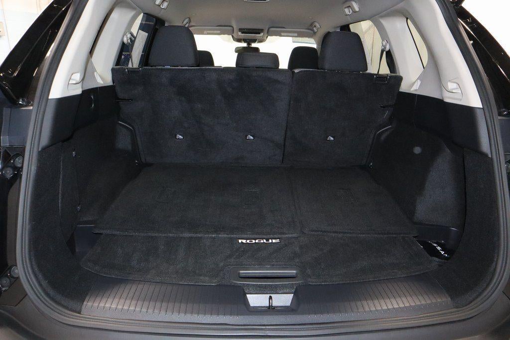 2022 Nissan Rogue AWD SV