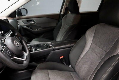 2022 Nissan Rogue AWD SV