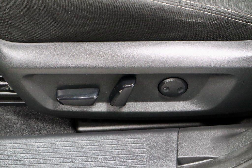 2022 Nissan Rogue AWD SV