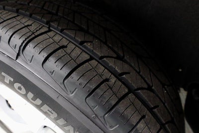 2019 Toyota RAV4 LE AWD (Natl)