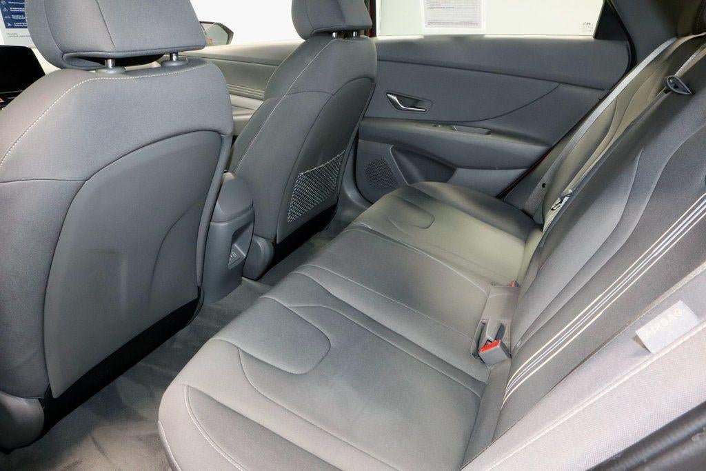 2025 Hyundai ELANTRA SEL Convenience IVT