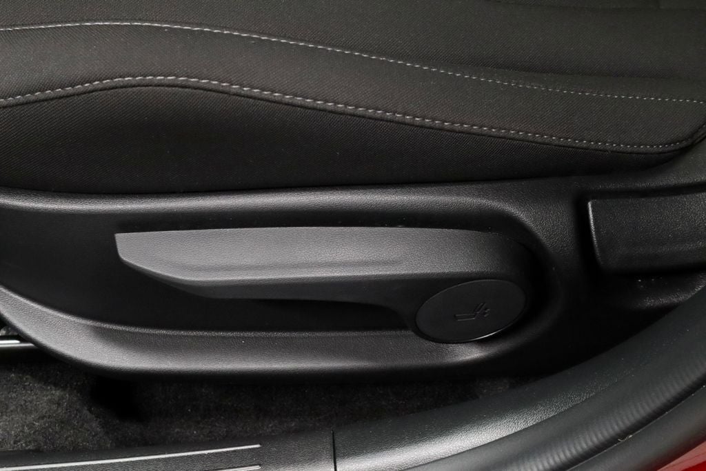 2024 Hyundai ELANTRA SEL IVT