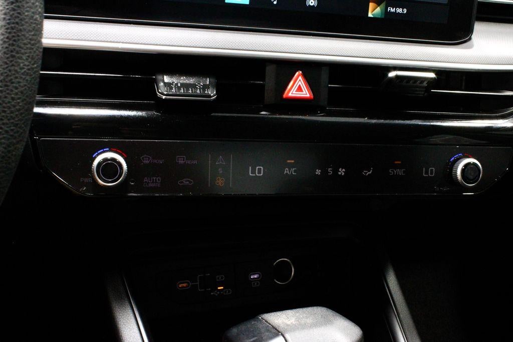 2025 Kia K5 LXS Auto FWD