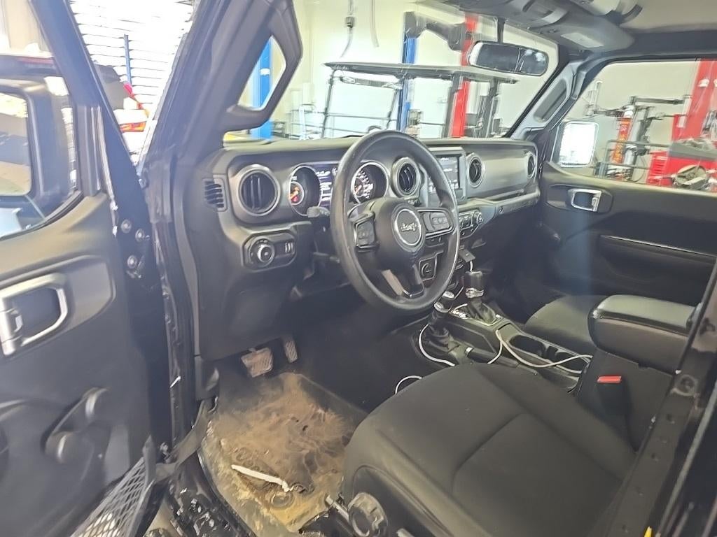 2023 Jeep Wrangler Sport