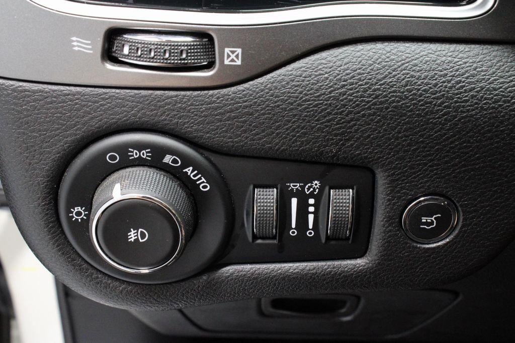 2019 Jeep Cherokee Overland